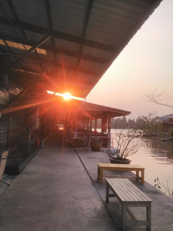 Patchaya Guesthouse أمفاوا المظهر الخارجي الصورة
